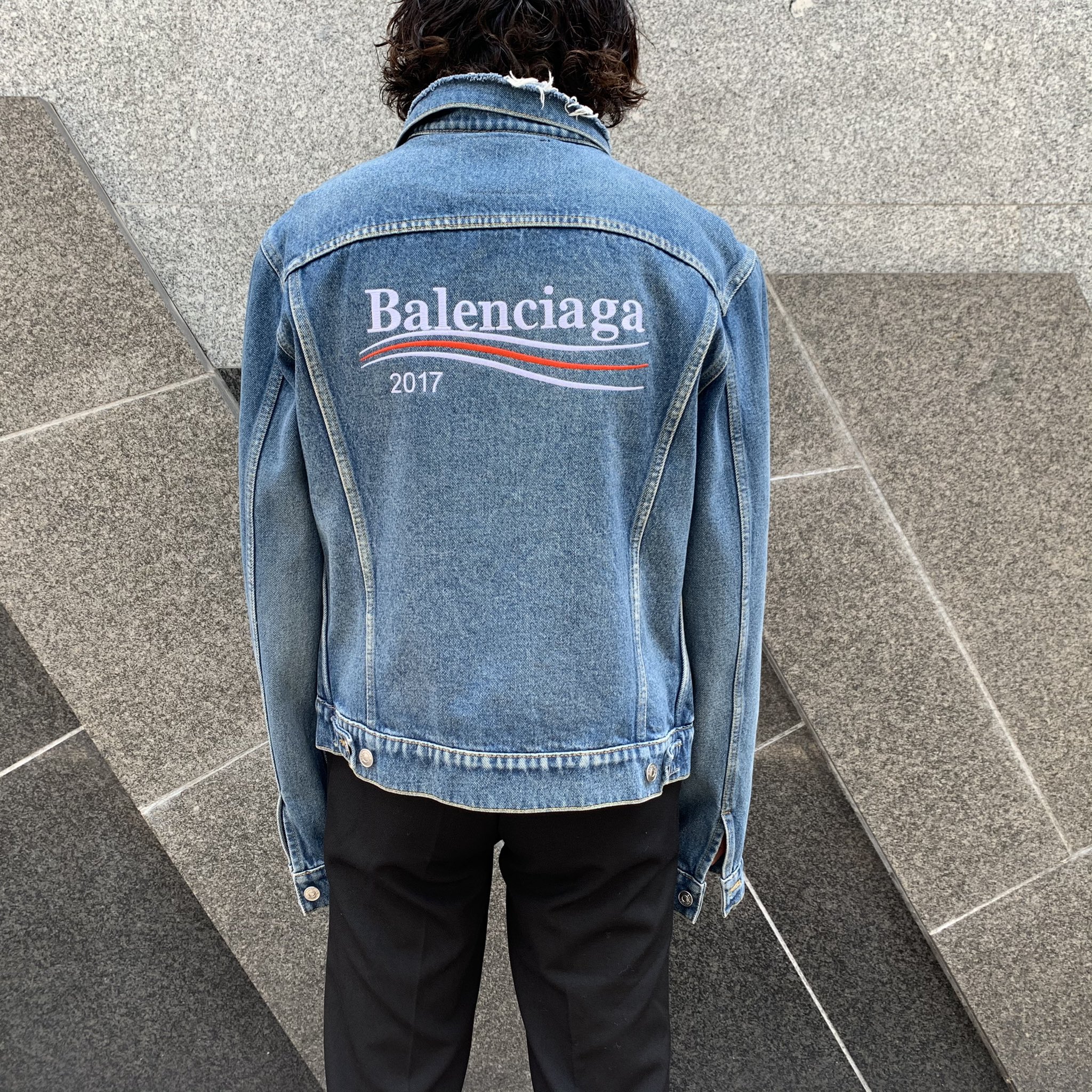 メンズbalenciaga キャンペーンロゴ デニムジャケット