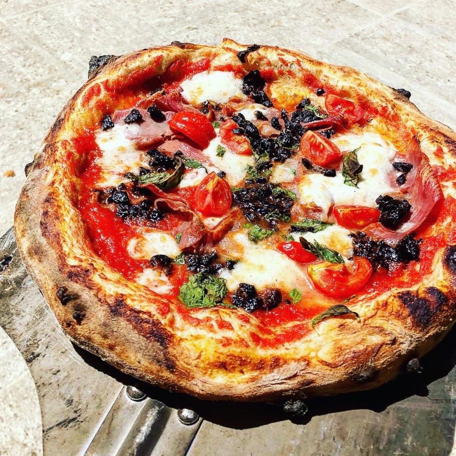 tomaikens's tweet photo. Loving my new delivery this morning!
If your lucky enough to have a garden or balcony, then alfresco dining just got exciting @gozney @roccbox
to view and purchase online.. https://t.co/XyT9Z5Mp5f
#cookingwithtom
#alfrescodining
#pizzahomemade
#gozneyovens
#roccboxoven https://t.co/JqcieoNkaZ