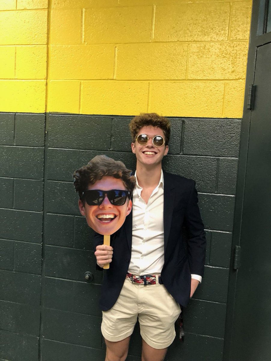 Day 2 Senior spotlight!  
Ben Berke 
Played lacrosse for 9 years
Favorite lacrosse memory: Beating ❌ason on their own turf 
Future plans Marketing at Miami University 
#OHANA <a href="/SycamoreSchools/">Sycamore Schools</a> @AvesAthletics <a href="/SycamoreAthlet1/">Sycamore Athletic Boosters</a> <a href="/benjaminberke/">Ben Berke</a>