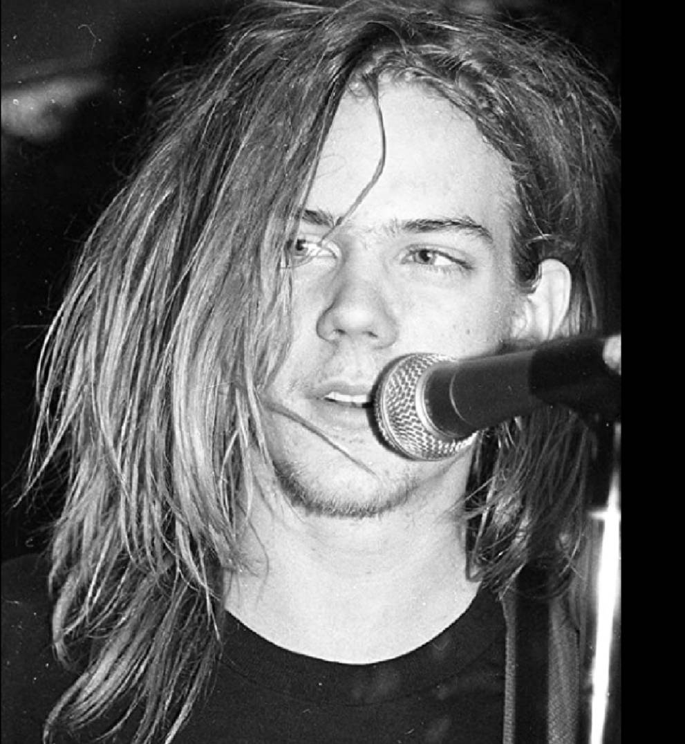 Radi0Madrugada's tweet photo. Hoy es #Cumpleaños #birthday de #DavidPirner #cantante de #SoulAsylum #rock #pop
#runaway https://t.co/Ghc027wmSS