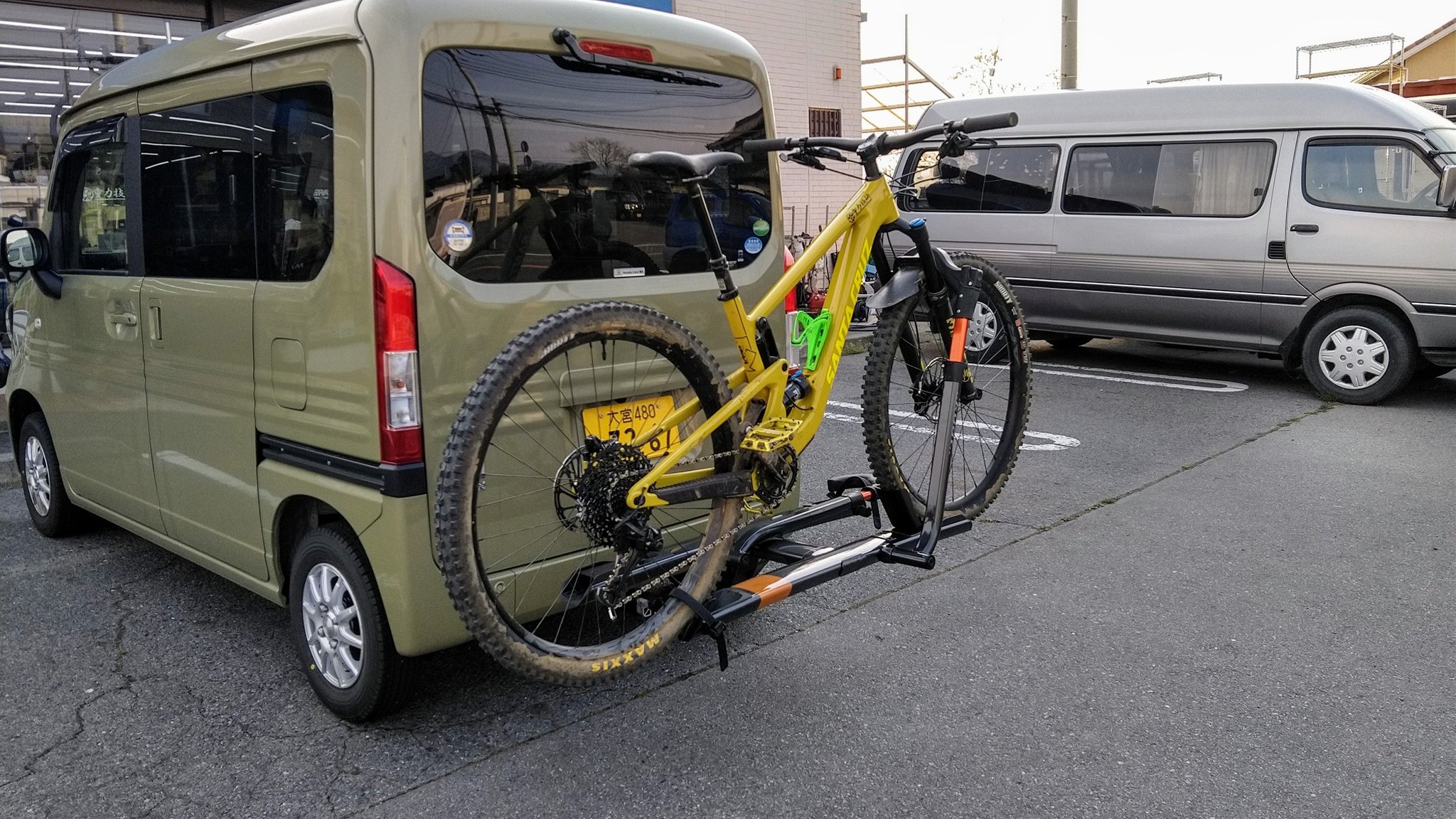 逆輸入 ホンダNVAN用 ヒッチメンバーとヒッチキャリア他 ienomat.com.br
