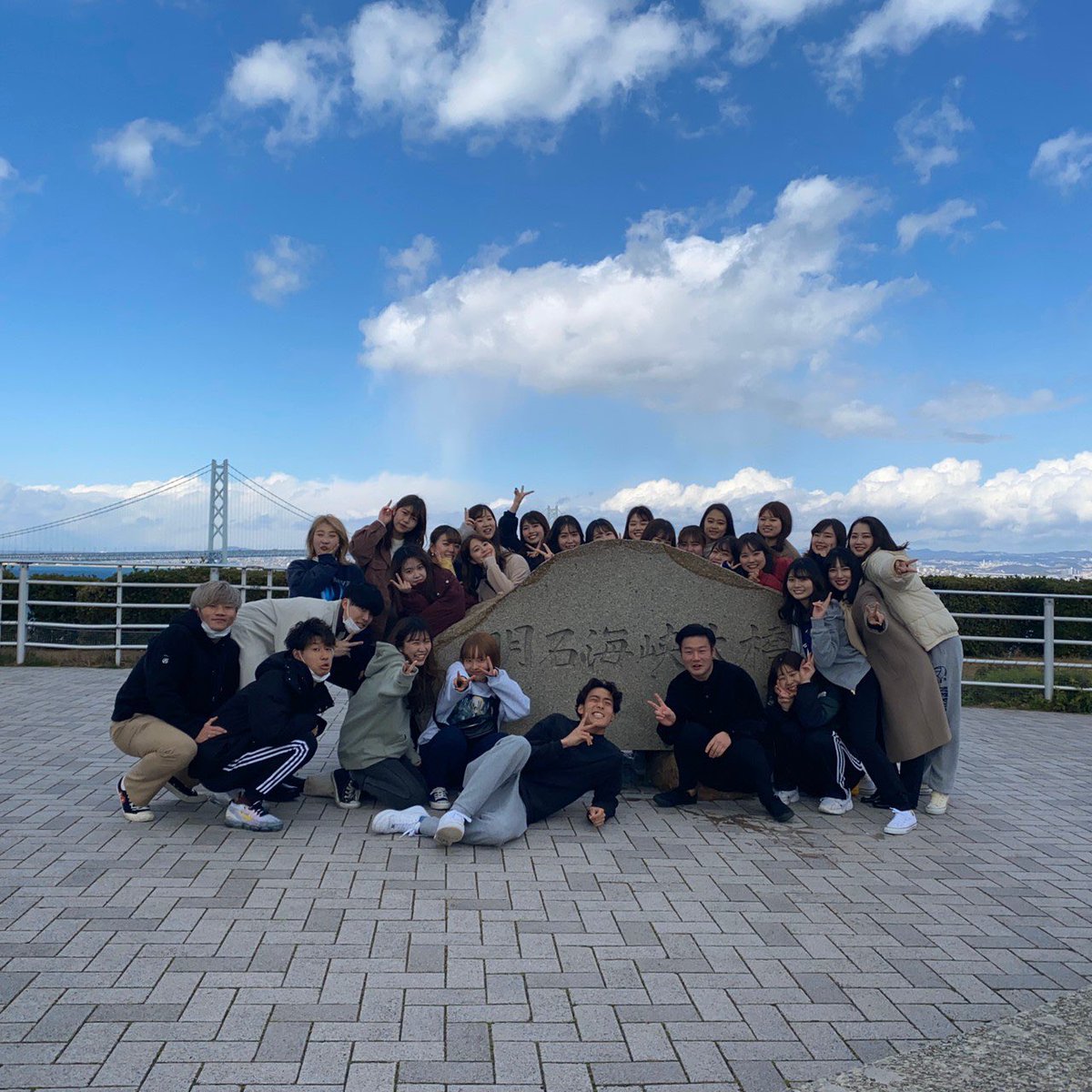 tangled__m7's tweet photo. サークル選び困ってたらとりあえずFc.Tweedeに入りましょう🥺
このサークルに入れば月1でイベントがあるので一瞬で同期とも先輩とも仲良くなれます👫🏻💕練習はほぼ週一でやってます⚽️the大学生みたいな充実した大学生活送れることを保証します！✨気になった人はDMください📞
#春から関大
#関大サークル https://t.co/yEEDnm2Bjo