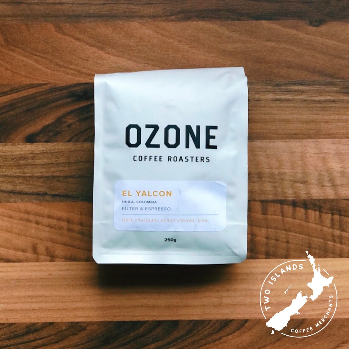 TwoIslands's tweet image. Down to our last bag of El Yalcon from the guys at Ozone! ✨

Getting round to restocking all Ozone coffees this week! ☕️ .
.
.

#coffee #coffeestore #nzcoffee #ukcoffee #onlinecoffee #twoislandscoffee #coffeeshop #espresso #instacoffee #specialtycoffee