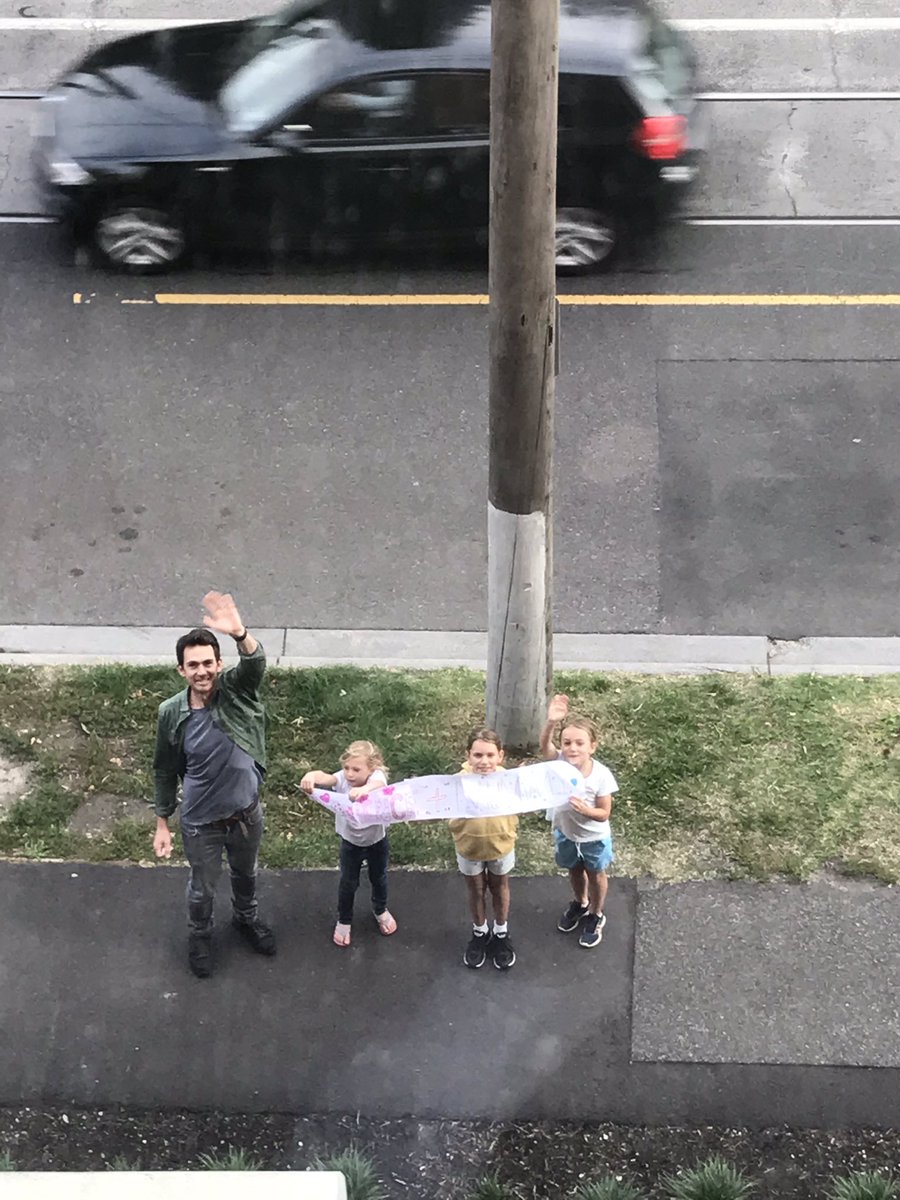 Elizabeth Molloy tweet media