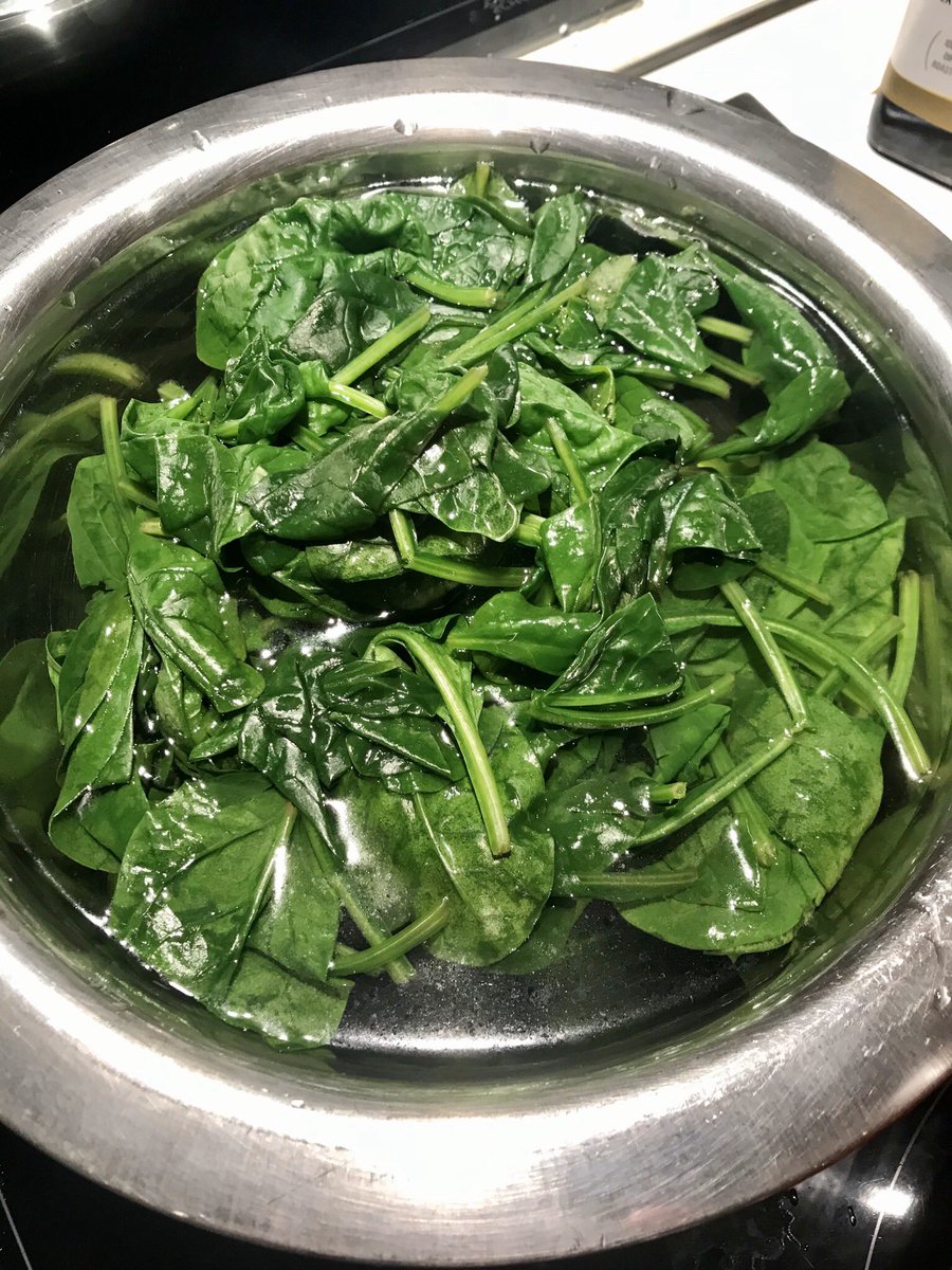 Next: Cooking the spinach. It is critical that the spinach is not overcooked. Fill your kettle & bring it to the boil. Pour the boiling water over the spinach in a bowl. Cover for a couple of minutes & then immediately transfer the spinach to a bowl of cold water /3