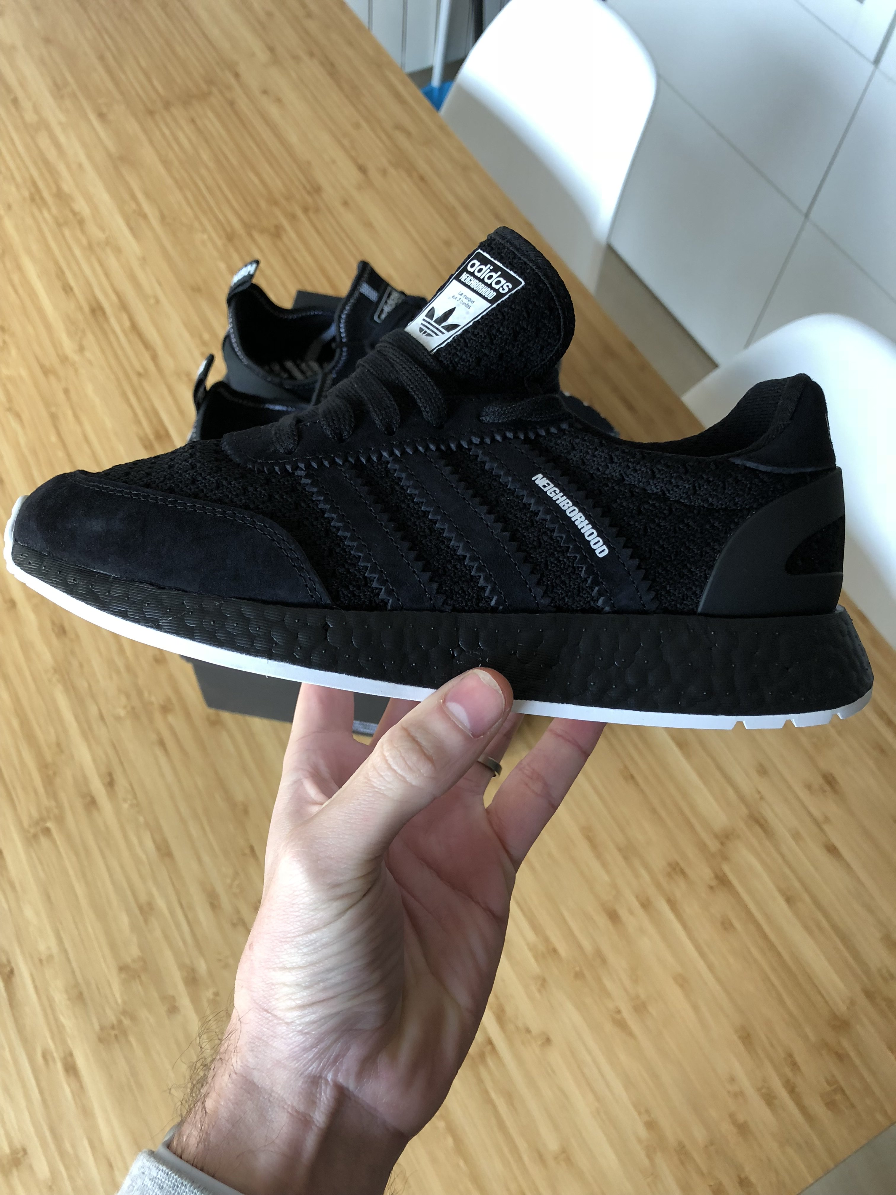 Pedro on Twitter: "Día 38 - Adidas Ultra Boost Mid x Nonnative Otras Ultra Boost (comodidad total) con pequeñas modificaciones respecto a la primera colaboración con negras, reflectantes y