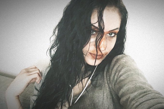 I feel pretty like this. 🖤 @perversefamily https://t.co/htgWpKcoU8<a class="tags" href="/tag/perversefamily">@perversefamily</a>