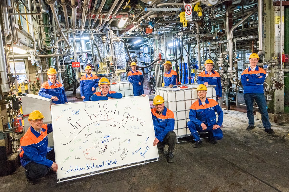BASF_HCII_NA's tweet photo. @BASF_DE @chemieverband Meine Kolleginnen und Kollegen aus der Sokalan&amp;Uvinul-Fabrik sind mit Feuereifer dabei! Ganz tolle Leistung! https://t.co/Slo9CpitCh