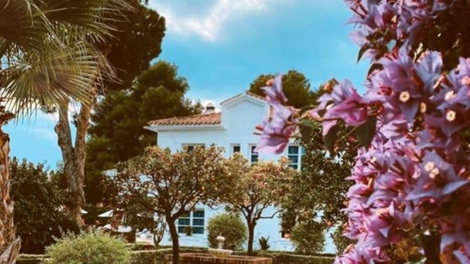 TheTouchPuertoB's tweet photo. Stay positive 🌷
Think about your next trip. ✈️
Soon everything will be fine and we will celebrate.. 🥳

#spain #marbella #boutiquehotel #soon #countdown #positivevibes #travel #holidays #stayathome https://t.co/g4iEeMXZdj