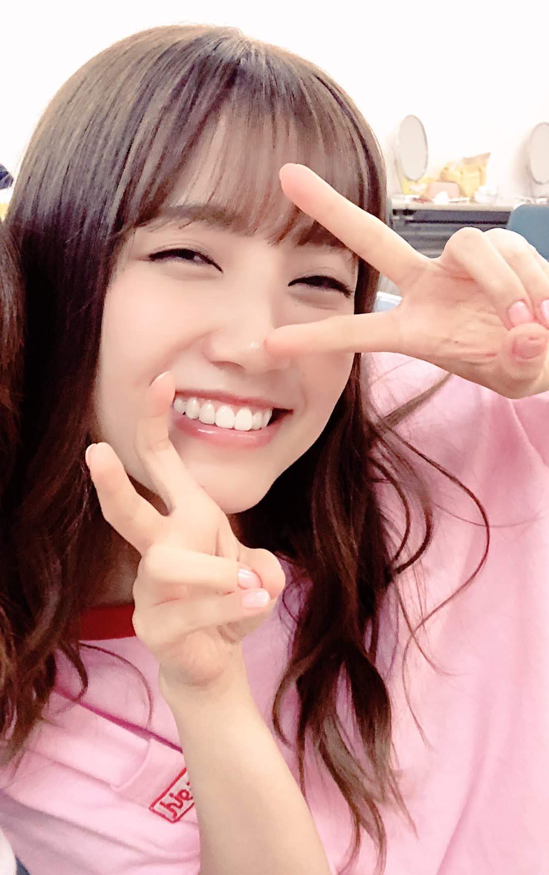 ひまわり 加藤玲奈ってかわいいな 16 やはり可愛い子の笑顔は最高 T Co Qnrlv9qsmp Twitter
