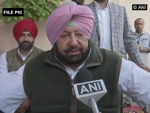 ANI's tweet photo. Assistant Sub-Inspector Harjeet Singh, whose hand was chopped off (&amp; later replanted) fighting off an attack, while enforcing curfew at the Patiala Sabzi Mandi, has been promoted to the rank of Sub-Inspector, in recognition of his exemplary courage: Punjab Chief Minister's Office https://t.co/pytVaNzr4O