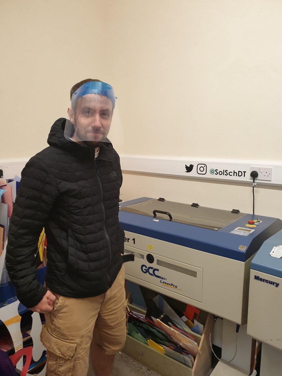 FutureD3signer's tweet photo. Another 50 #ppe visors made to #HelpTheNHS this morning. With thanks to Mr Brough from the maths dept for assembling them. @solsch1560 @SolSchMaths https://t.co/XaNDZqcSdc