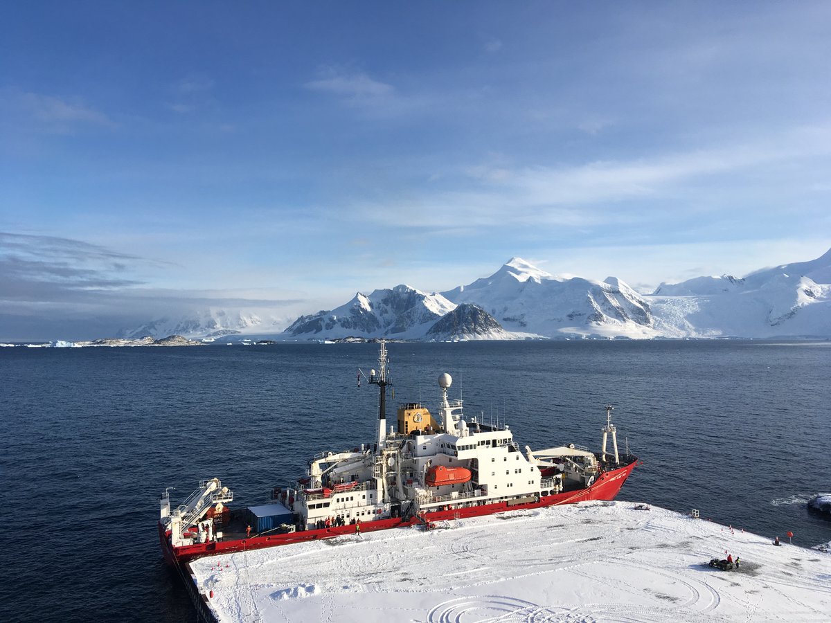 BAMGroup_EU's tweet photo. New Antarctic wharf ready for the RRS Sir David Attenborough https://t.co/XCtoWDy23r https://t.co/9RDE2hSAXp