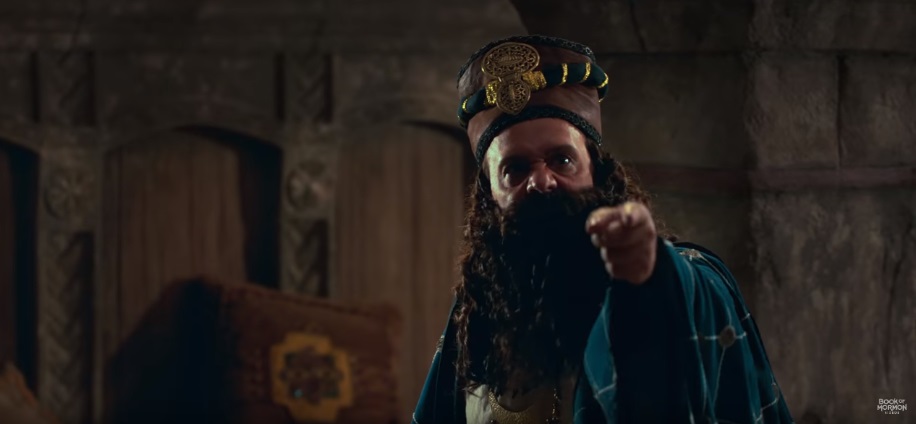 SariahLF's tweet image. We went down to the land of our inheritance, and we did gather together our gold, silver, and precious things. And we went up again unto the house of Laban. And when Laban saw our property, he did lust after it, insomuch that he sent his servants to slay us.
3:22-25
#2attempt
/28