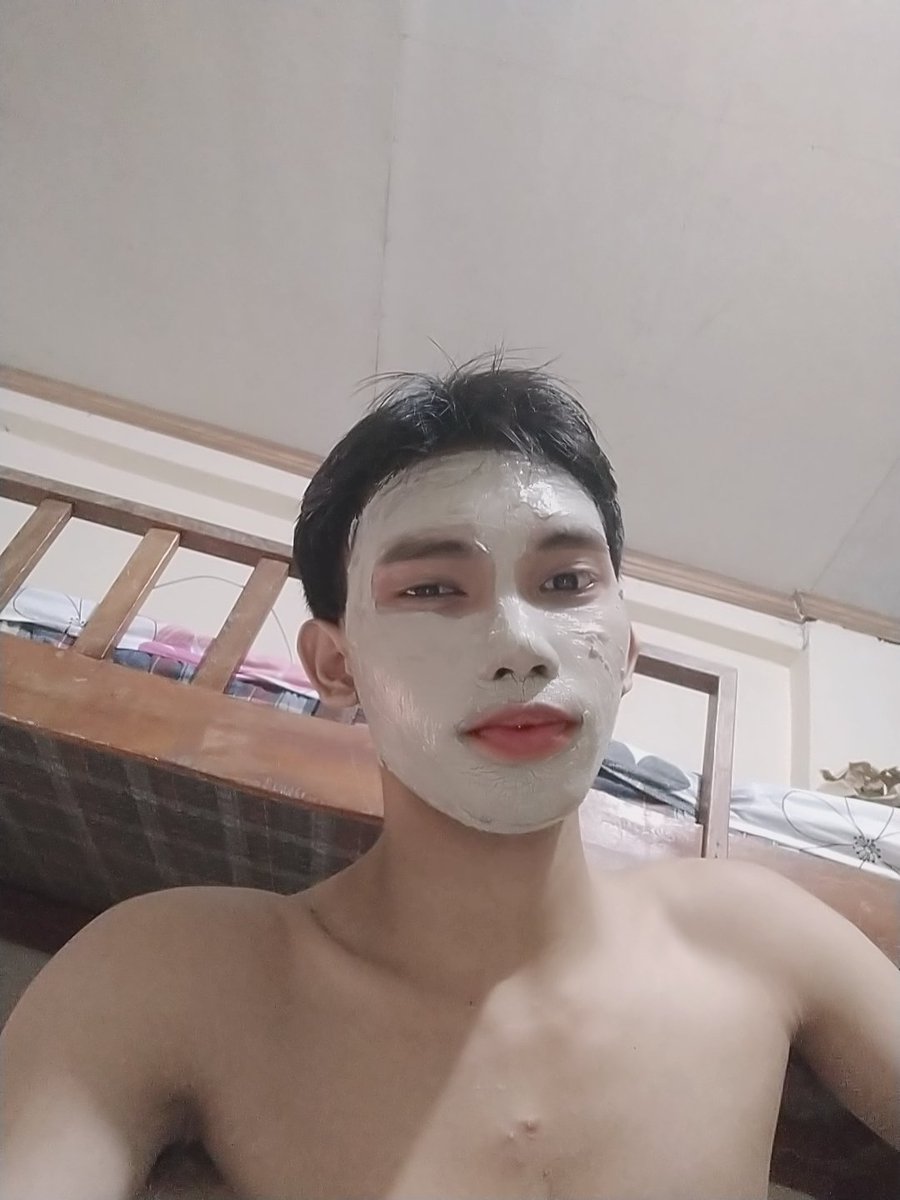 Gellober's tweet photo. Face mask po muna tayo habang kumakalampag! Tara po kalampagan tayo! HAHAHAHAHA
#YEStoMassPromotion
#EndSemNOW
#NoToOnlineClasses
#RefundFees
#NoToOnlineGraduation https://t.co/FlTosGvUAw