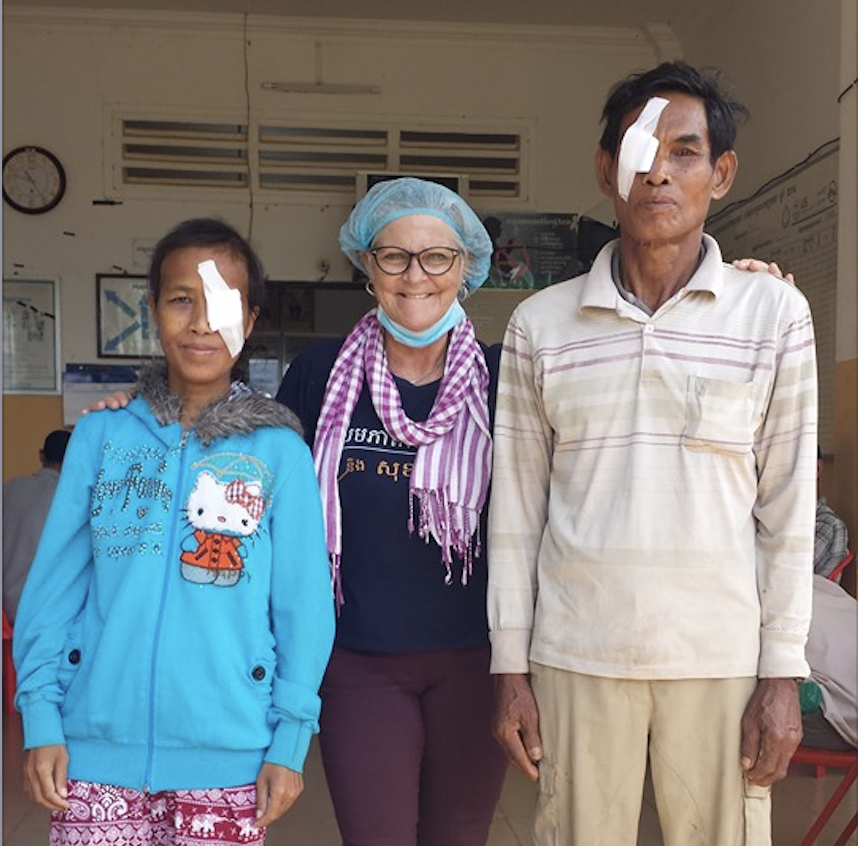 ECF_Nederland's tweet photo. Read a story of Marguerite Goulding, the ECF volunteer in Cambodia, about her sudden return back home to Australia in connection with COVID-19: https://t.co/Cf8dvzuId9
#australianvolunteersprogram #eyecarefoundation #cambodia #covid19 https://t.co/2GAtR5ugjb