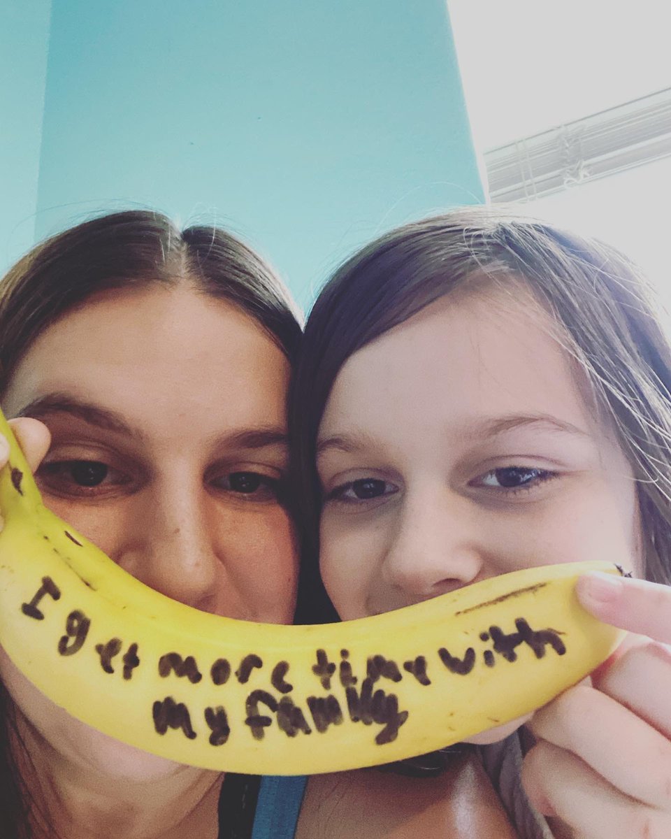 CamKyandKate's tweet photo. 🍌 Here’s a few things we are taking the time to be thankful for with our #SilverLiningSelfies. Others would include more homemade meals, nightly walks, fresh fruit, (thanks to @DoleTweets) craft time, and overall just enjoying more time with the family. #BrandsSupportingMoms 🍌 https://t.co/OoIfjr6O6R