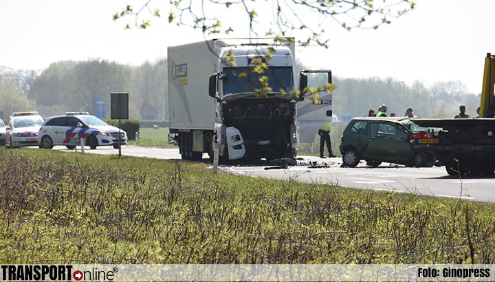 Dode bij ernstig ongeval tussen personenauto en vrachtwagen op de #N337 [+foto] ==&gt;..