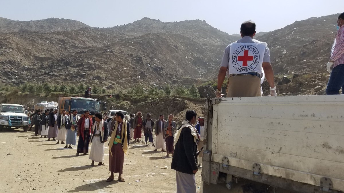 In  #Yemen we've provided training, preventive information and material distributed to supported hospitals, primary health care centres and dialysis centers, and a public information campaign including audio spots on  #COVID19 prevention measures.