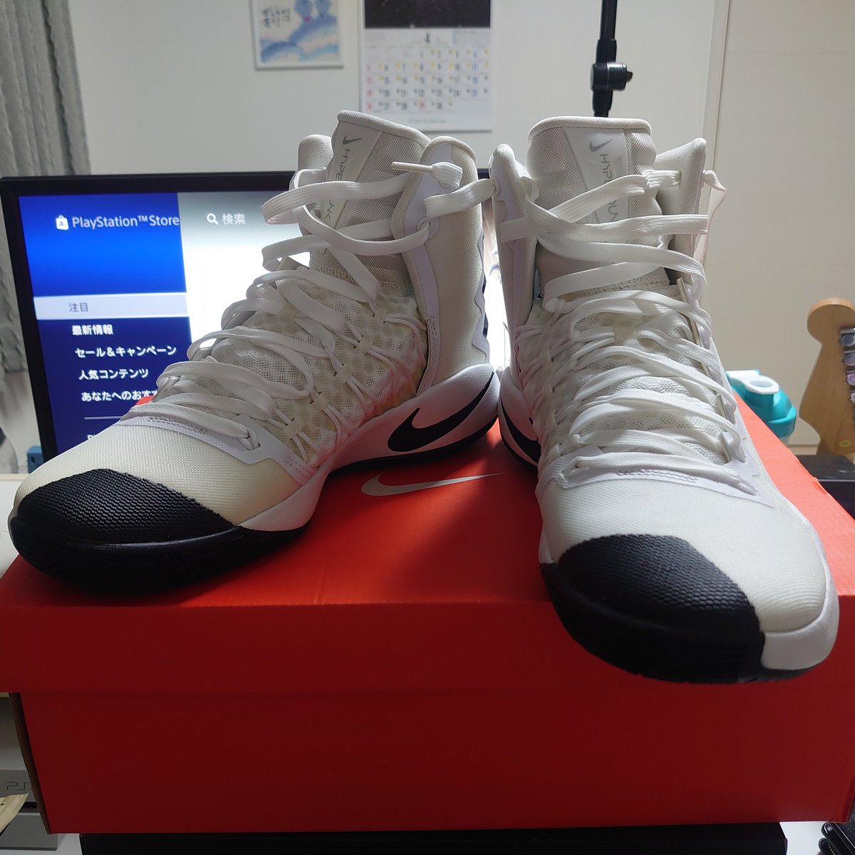 utan29526682's tweet photo. 2足目:Hyperdunk 2016 TB
サイズは26.5こちらも試着時の
フィーリングは良好なので楽しみ!
¥7200で購入、黄ばみはあるものの
タグが切られていない新品
また安く出てたら買い足そうと思います
#バッシュ #basketball #NIKE #Hyperdunk2016 #NBA https://t.co/vB9D600sCU
