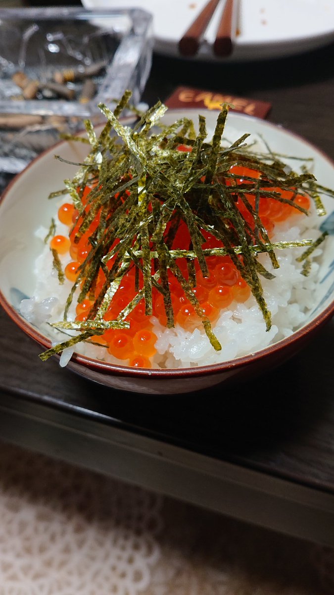Yokohama619's tweet photo. 今日は先輩の家で宅飲み〜コロナだからね！ https://t.co/vvfDTxnFmg
