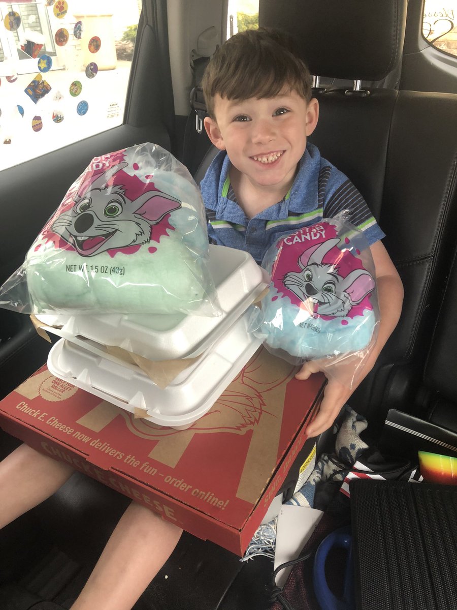 khosler22's tweet photo. @ChuckECheese pizza is literally the BEST and so are the Mansfield, Ohio crew! Always going out of their way for their customers! Delicious hot and ready food! #shift4sweepstakes @TheGATakeout #TheGreatAmericanTakeout #richlandmalloh #chuckecheese https://t.co/1o5VKt0ic9