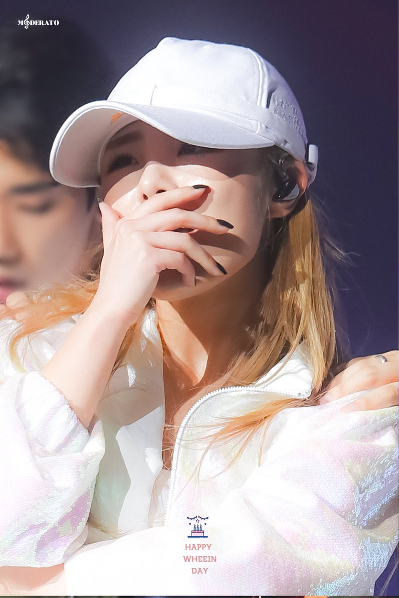 MODERATO_WI's tweet photo. 🌸🌸🌸🌸

#하_생일걸_휘인아_생일축하해

#ArtistWheeinDay https://t.co/xyCLERO6kk