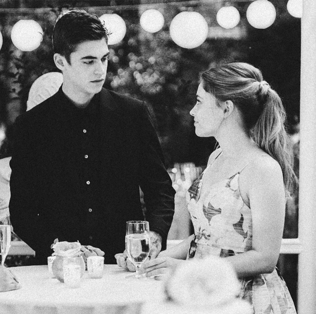 FR_AFTER's tweet photo. Quelques photos de Tessa (Joe) &amp; Hardin (Hero) lors du mariage dans le film #After. 😍🥰 https://t.co/HsPlhuFYfj