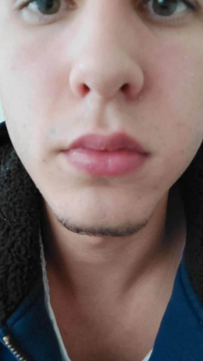 micdropxx2's tweet photo. Ed ecco a voi... Davide il nostro coglione! #blackmail #paypig #moneymiss https://t.co/MLXGOXlkBp