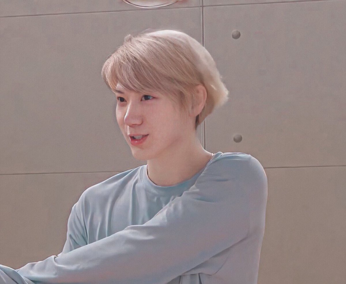 *:･ﾟ◡̈ 𝐦𝐚𝐫𝐤𝐮 ♡‧₊˚ tweet media
