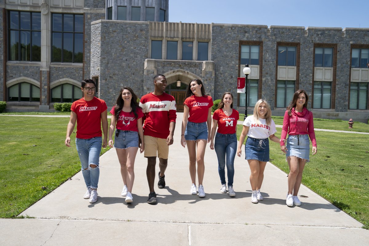WorkingatMarist's tweet photo. This week we celebrate Student Worker Appreciation Week!
We’d like to thank all of the wonderful student workers here at Marist for all of their hard work and important contributions to the offices around campus.  
#StudentWorkerAppreciationWeek https://t.co/jj0AwCsOuy