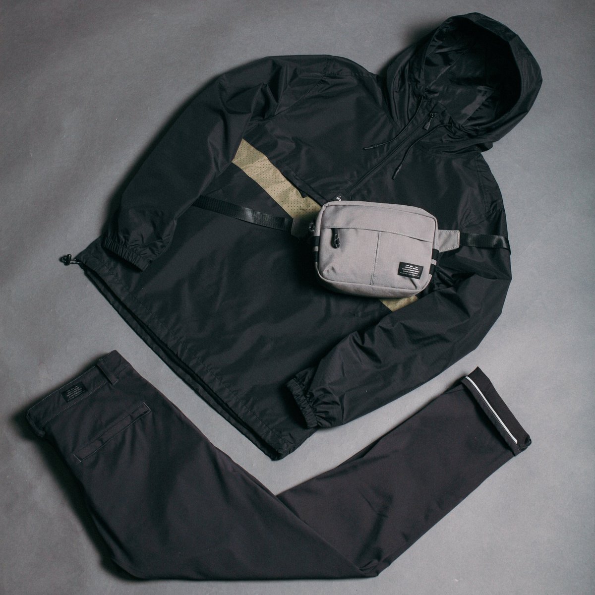 Getting creative on when and where you excercise? Us too! 

If social distancing has you taking to the streets after dark, for your run, bike ride, or dog walk, we've got you covered. 

Check out our latest #CommuterKit on our site now!  
imperialmotion.com/collections/co…