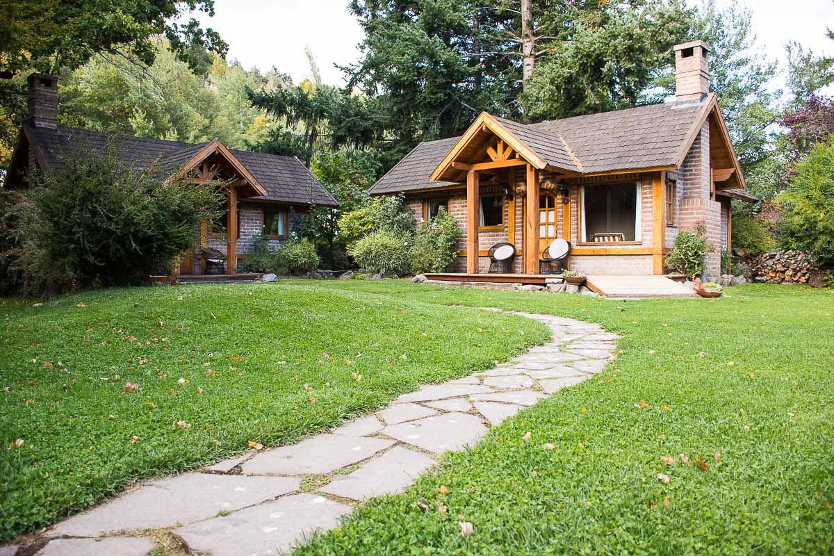 El #otoño en #apartlabora! Contanos en que estación nos visitaste!

#patagoniaargentina #sanmartindelosandes #autumn #hojas #colores #patagonia #apartlabora