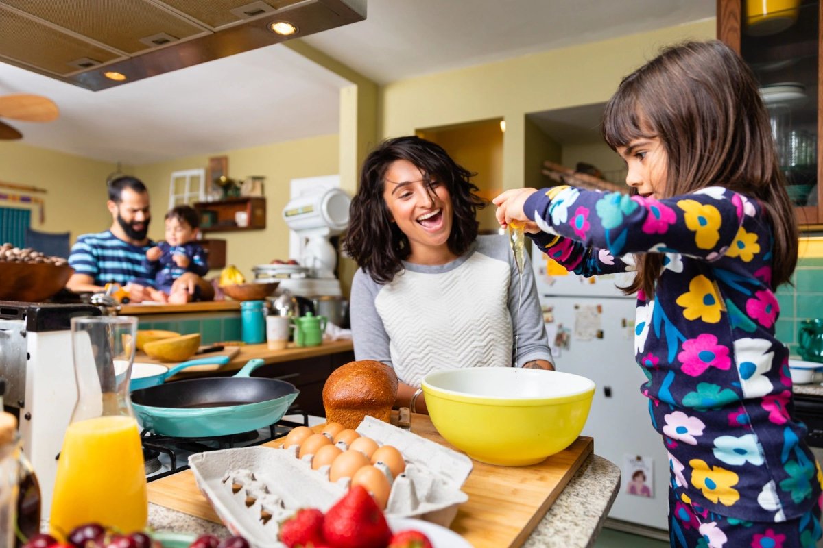 BalduccisPizza's tweet photo. There's nothing like a nice home-cooked meal in your very own kitchen. What are some recipes you love to make with your family? 🍳 https://t.co/xWEDMGDDUy