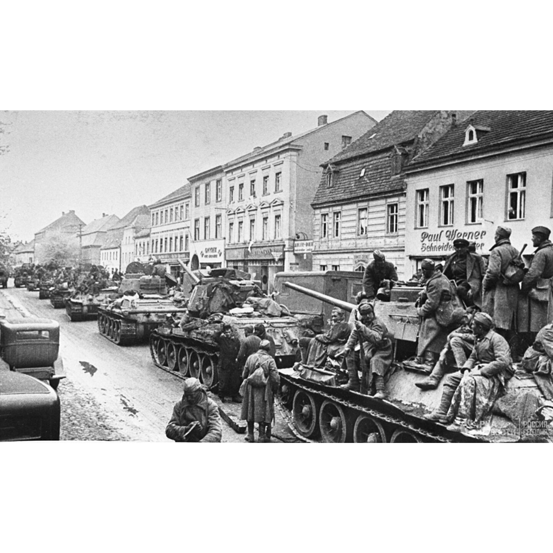 Русские войска взяли берлин в ходе. Взятие Берлина 1945. Операция Берлин в 1945 году. Взятие Германии 1945.