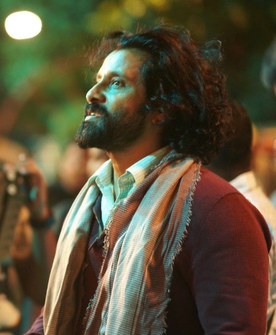 ChiyaanBloods's tweet photo. #ChiyaanVikram anna Birthday Special Picture From @AjayGnanamuthu Sir!! 

#Cobra Movie Shooting Spot Still..
#HBDChiyaanVikram @7screenstudio https://t.co/Rx0g1QKNmM