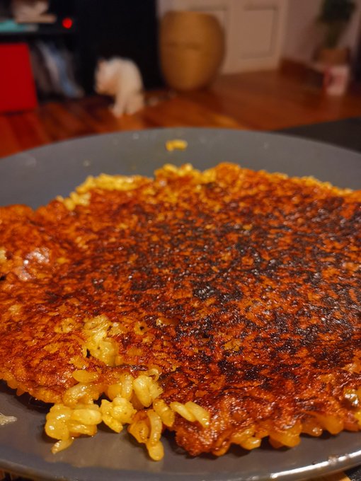 Socarrat is the best part of making rice or paella. That's a fact. https://t.co/rBmJ6U8Ti3