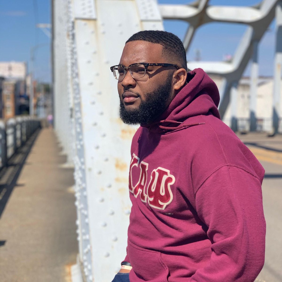 ncstatehousing's tweet photo. Advice from Jameco Mckenzie, community director for Wood, The Triad, Watuaga, and North Halls:

"Find time to intentionally check in with your people. Create challenges for you and your friends to compete in, and share what this time means to you." 

See more on our Instagram! https://t.co/4reoEPlz4v