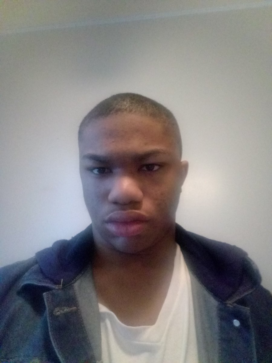 BlueFi1's tweet image. Thx For 100 followers as promise here's a face reveal