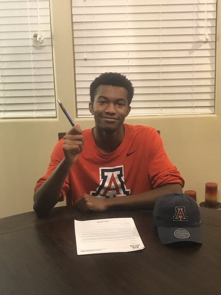 azc_obert's tweet photo. Casteel sprinter Isaac Davis signed with the Arizona Wildcats for track and field https://t.co/SQ3cdHKWgm