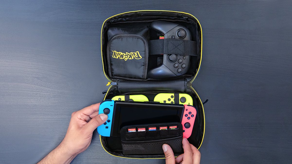 pikachu commuter case