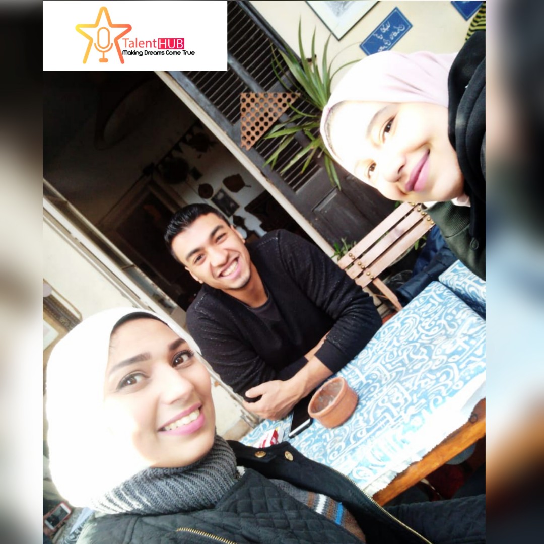 TalentHubEg's tweet photo. أحلى تيم دة ولا ايه 😍
من إجتماعات فريق #تالنت_هب فى البرد والشتا لمناقشة الخطط والأفكار اللى ممكن نقدمها لكل متابعين
#talenthub #talent_hub
#Radio #tv #dubbing 
#تالنت_هب #اذاعة #تليفزيون #دوبلاج #اعداد #راديو https://t.co/4tlkcREfp3