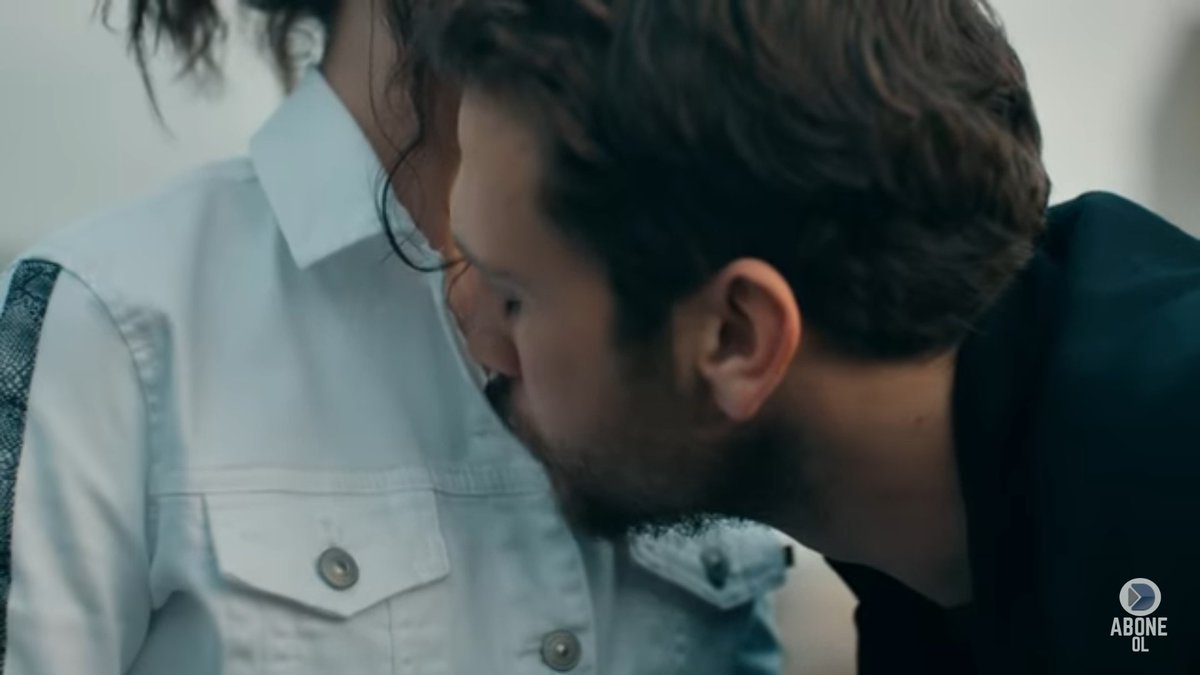 He sympatised with her,because the necklace represents her suffering y wanted To share Her pain with Her since N lived almost his destiny,so he kissed Her from Her pain,besides he as i said always saw N as S,he wasnt able To hug or kiss Her,because she is pain  #cukur  #EfYam +