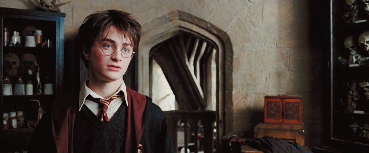 Hermgranger19's tweet photo. ไม่ต้องมองแบบนั้นเลยแฮร์รี่..ต่อไปนี้นายต้องกินเข้าไปเยอะๆ... ตั้งแต่สนามควิดดิชปิดไม่ให้ซ้อมนายก็ซุกอยู่แต่ในผ้าห่มไม่ยอมไปไหน!!ข้าวก็ไม่กิน!! นี่ฉันทำเพราะเป็นห่วงนะ!ถ้านายกินข้าวแต่ละมื้อไม่หมดนะเเฮร์รี่ เราได้เห็นดีกัน! @hrpotter__ https://t.co/apOYIlrXXn