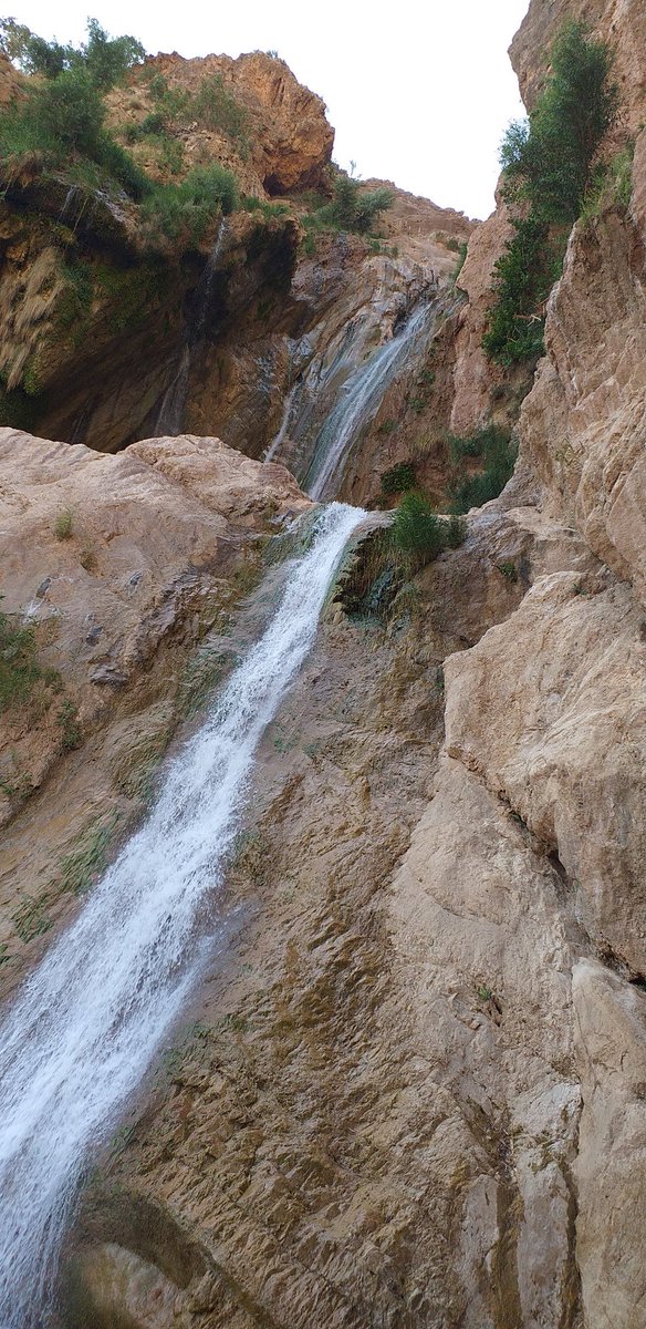 Atash78's tweet photo. @kermanshah_20 ابشار نوژیان بازم خرم اباد https://t.co/dGO9Nn1ySE
