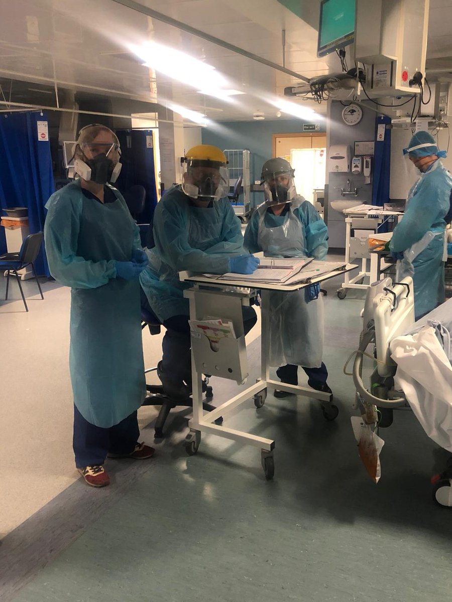 We've recruited our first patient to a #COVID19 research trial testing whether SNG001 – a drug treatment administered via a nebuliser – could be a potential treatment for #coronavirus 

#OurNHS #priorityCOVIDresearch 

Read more 👇
research.cmft.nhs.uk/news-events/fi…