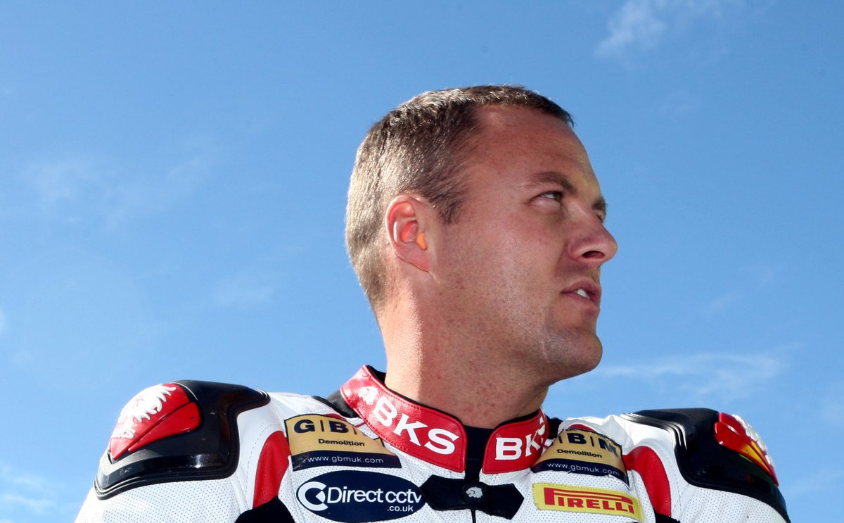 bennetts_bike's tweet photo. Steve Brogan won the first ever BSB Evo Cup in 2010, but with which bike did he win the title with?
#BSBtrivia | @OfficialBSB https://t.co/TJBVLqciUq