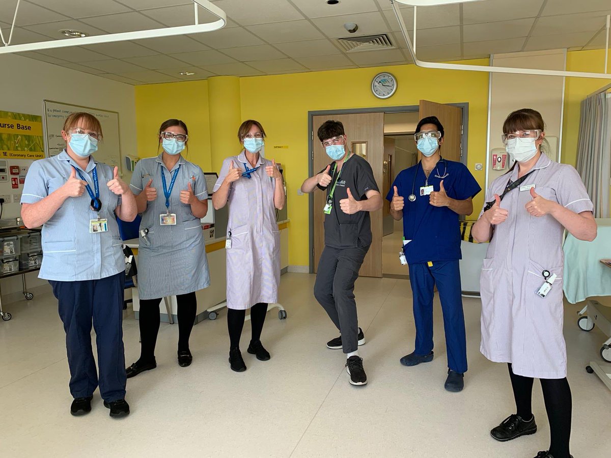 Rigby_financial's tweet photo. Whilst only a small gesture we are delighted we have been able to help @sthknhs by sending them some much needed #PPE
@NHSuk @NHSDigital #StHelens #whiston #PPEfortheNHS @NHSEngland https://t.co/CK2fstu4kS