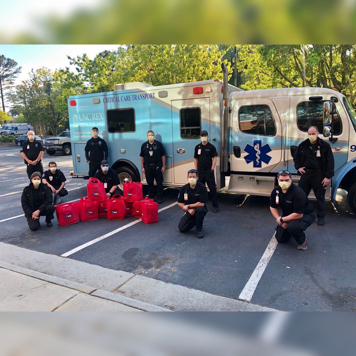 EmpireEats's tweet image. Partnering with businesses to provide quality food for Rex Hospital Critical Care Transport is what community support is all about! We appreciate all hospital workers &amp;amp; essential staff for keeping us safe! Special thanks to Jessica at @trialcard  for making this happen!