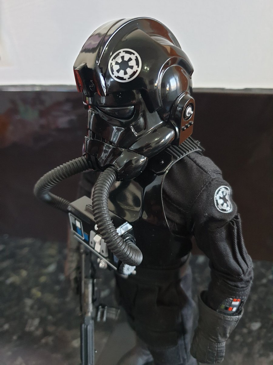 SmMarwood's tweet photo. Today's plastic crack delivery's.
Sideshow Jango Fett and Imperial Tie Fighter Pilot into the collection. 🖤
#StarWars #sideshowstarwars #sideshowcollection #sixthscale #jangofett #tiefighterpilot #collection #starwarsfan https://t.co/kss1Pt3zDI